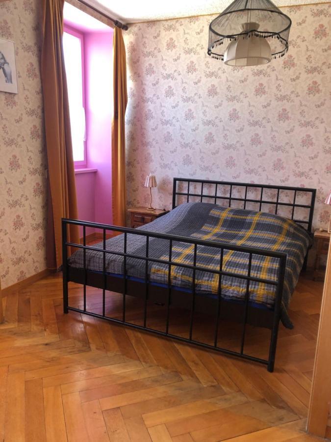 Chambres D'Hotes Le Passiflore レ・プルネ エクステリア 写真